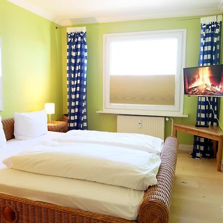 Geraeumiges 2-Zimmer-Appartement In Der 3. Etage Des Hauses. Westerland Buitenkant foto