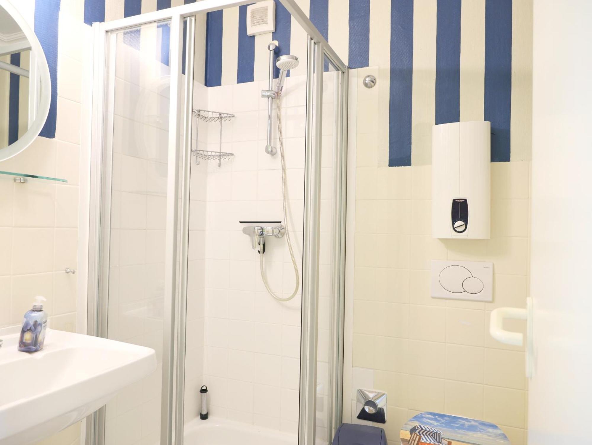 Geraeumiges 2-Zimmer-Appartement In Der 3. Etage Des Hauses. Westerland Buitenkant foto